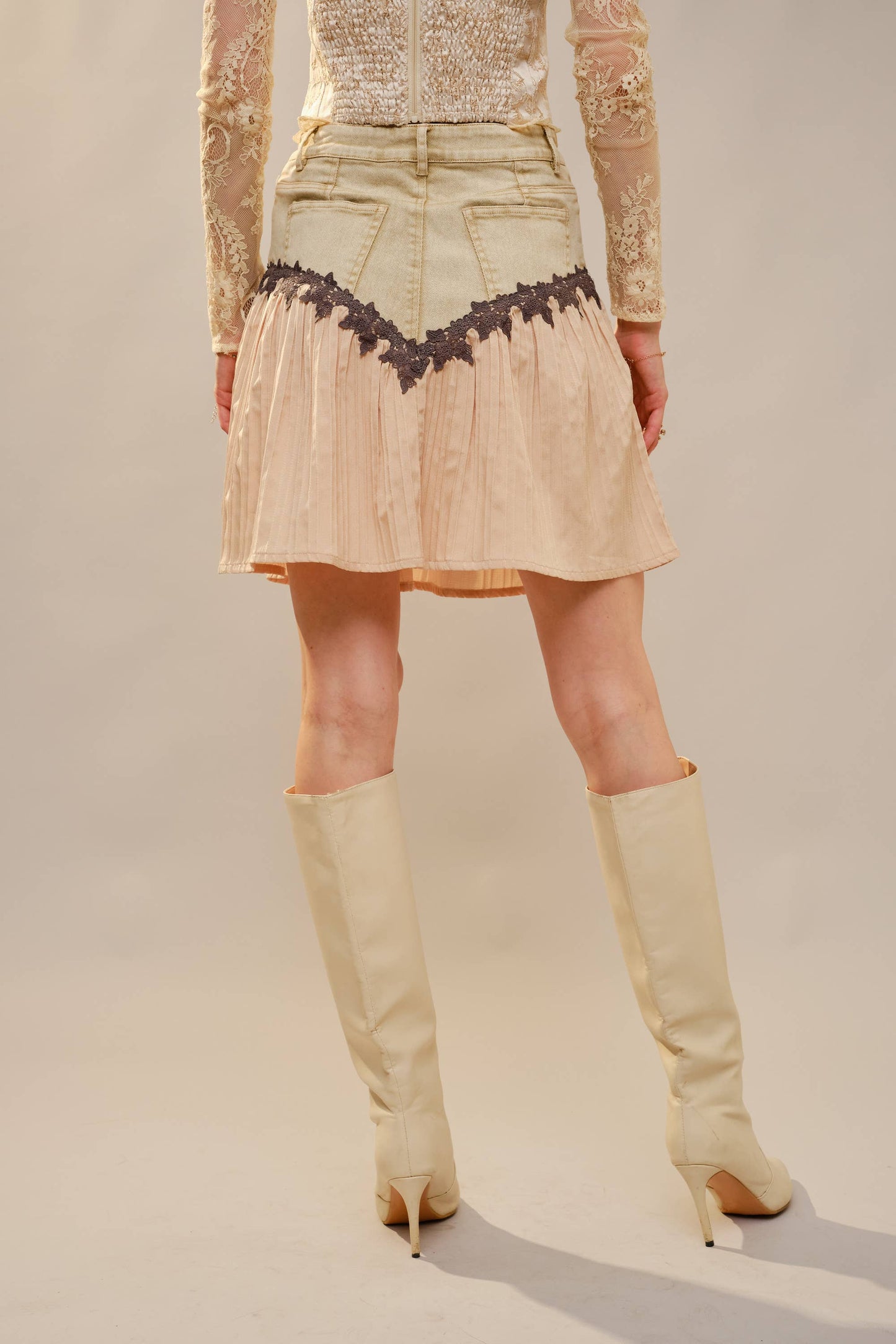 Western Stitch Pleated Denim Skirt