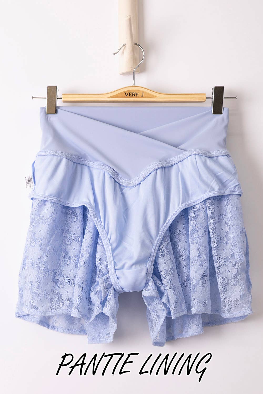NP71042-Double Layered Hem Lace Activewear Shorts: CREAM / S-M-L/2-2-2