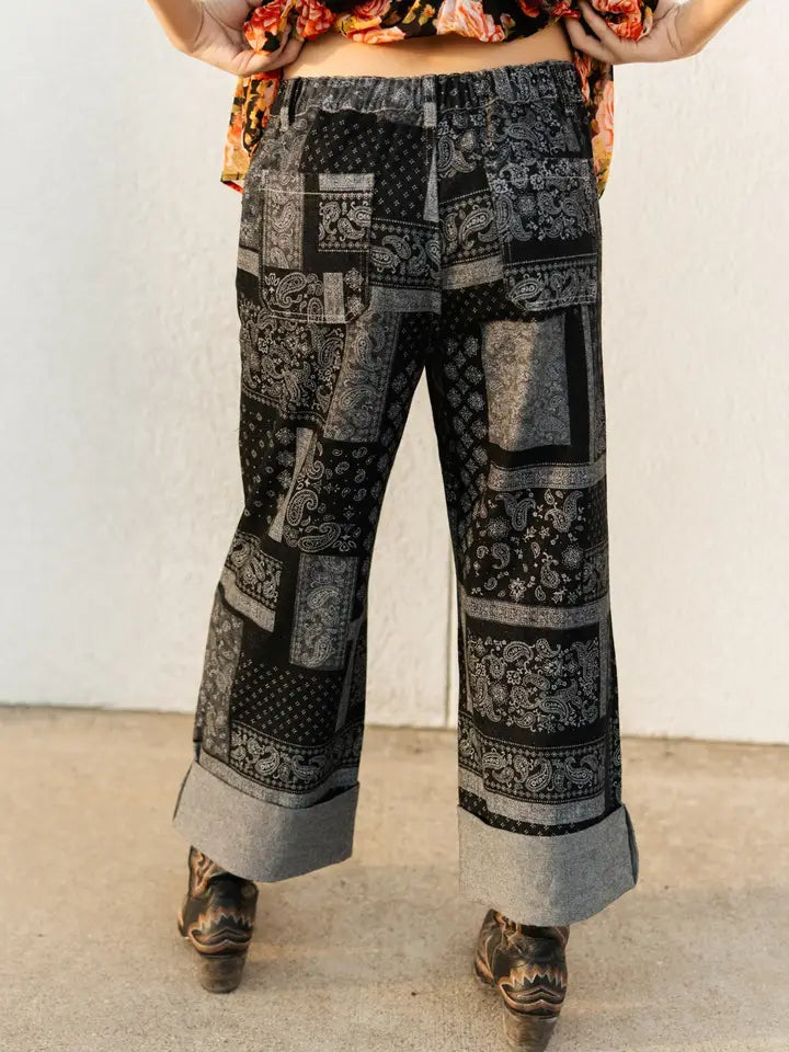 Paisley Cuffed Denim-Black