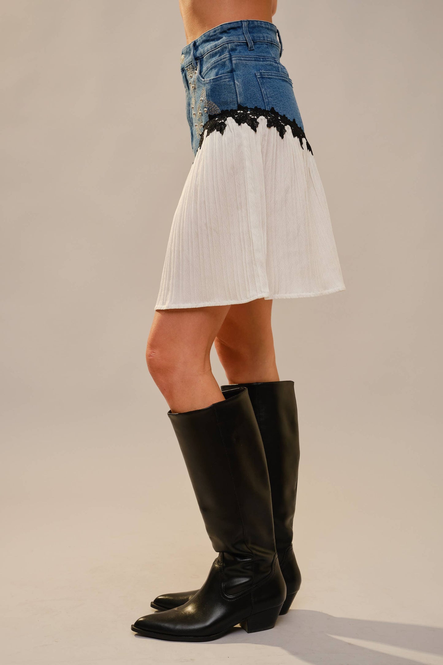 Western Stitch Pleated Denim Skirt