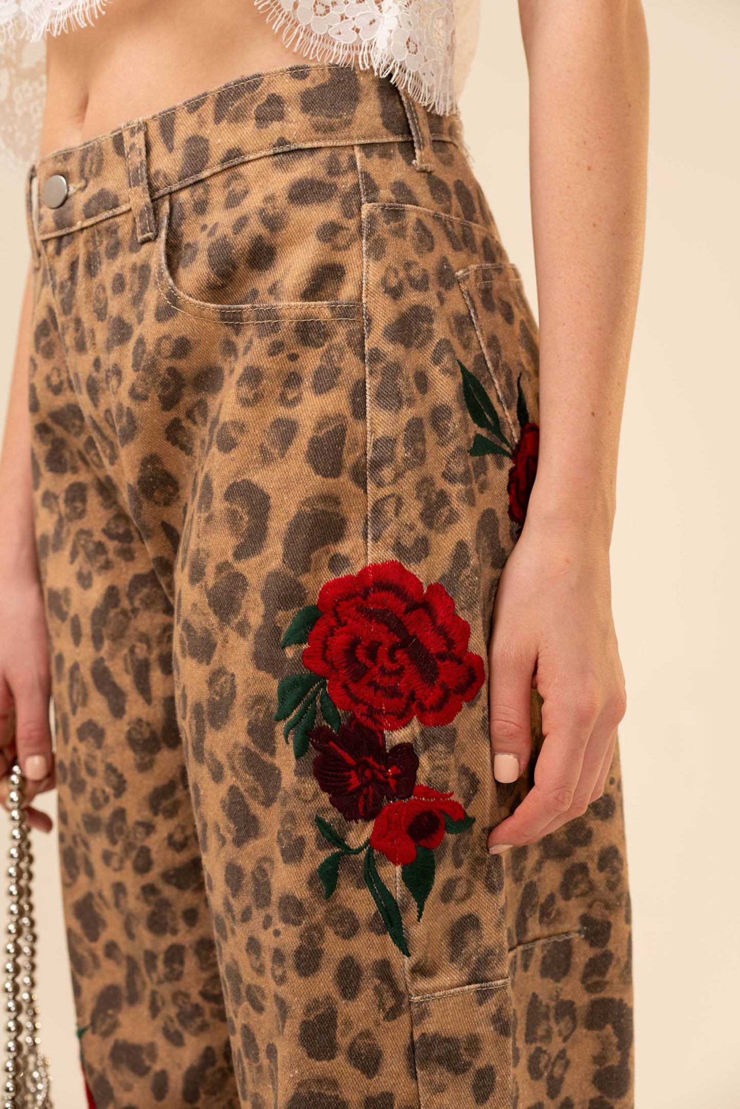 91981P Rose Embroidered Leopard Barrel Pants: LEOPARD / S-M-L (2-2-2)