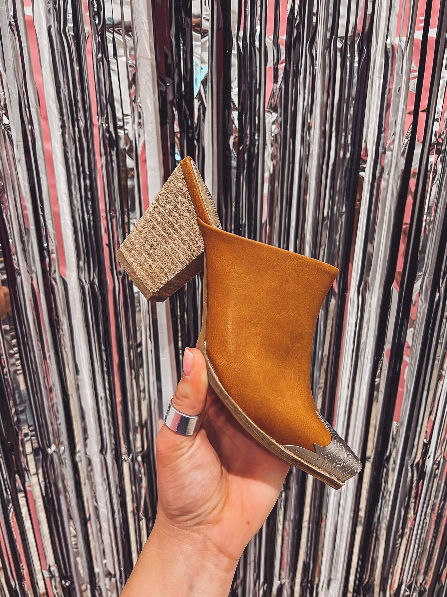 Beth Dutton Mules